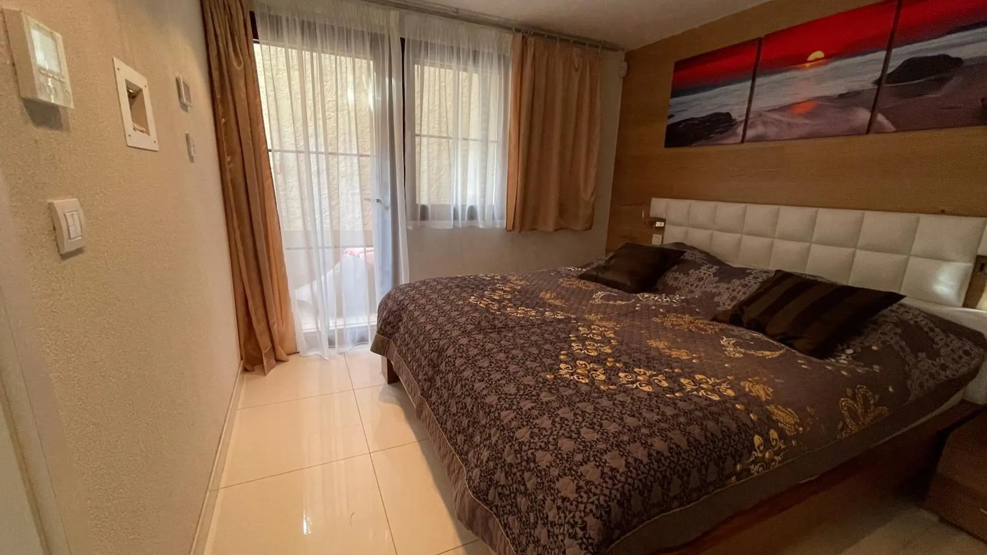 Apartment Villa Kerjanus La Seyne-sur-Mer France